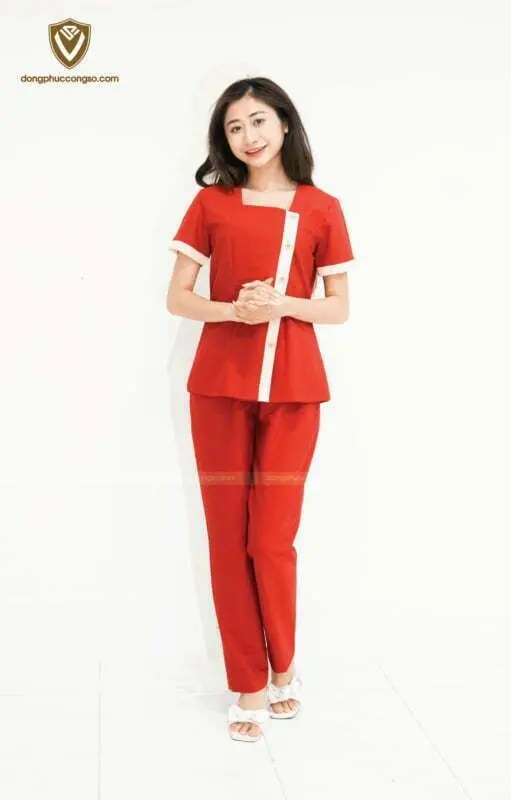 nhân viên buồng phòng khách sạn