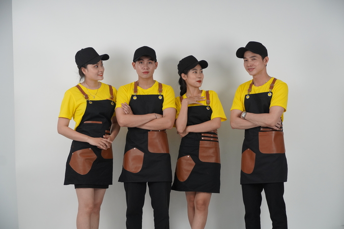 Đồng phục quán cafe giá rẻ phù hợp với nhiều quán