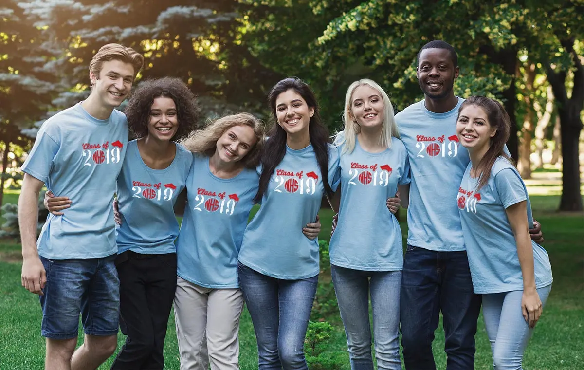 Chọn màu sắc áo thun lớp