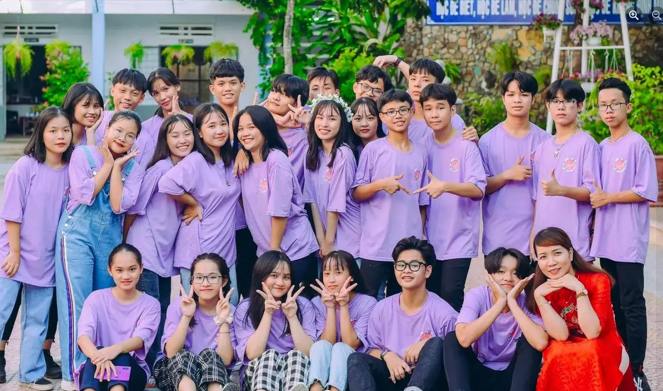 Áo thun lớp oversize