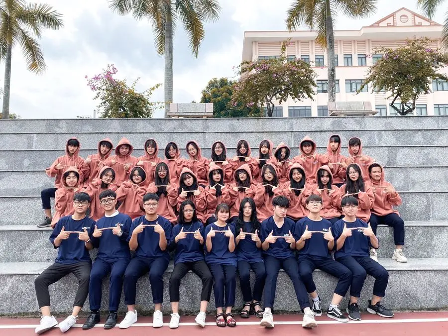 Áo thun lớp mùa đông