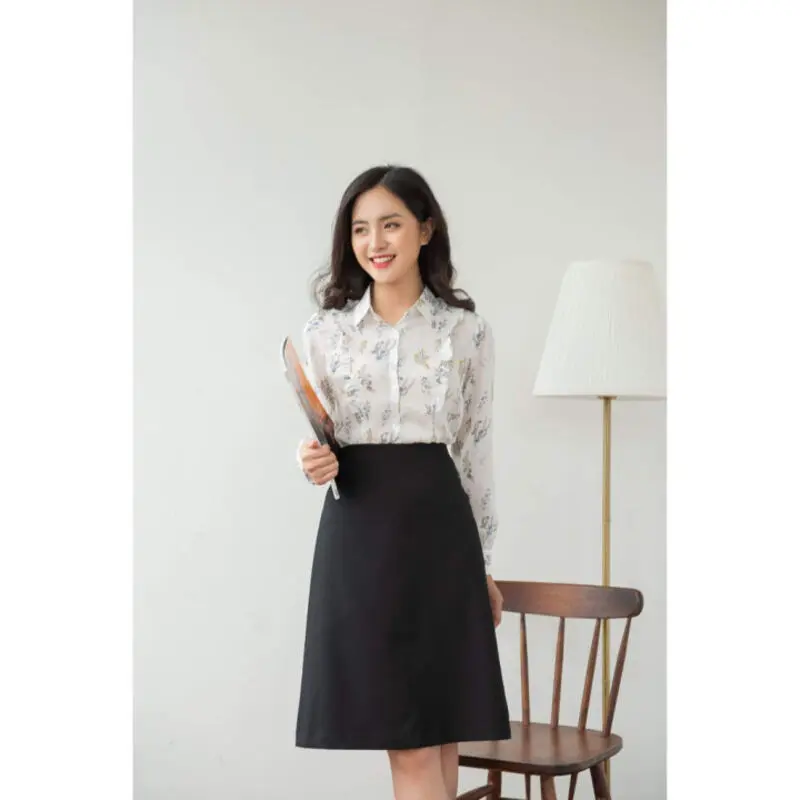 Chọn chân váy đồng phục cho dáng chữ nhật