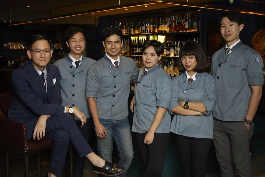 Đồng phục bartender Phương Đông