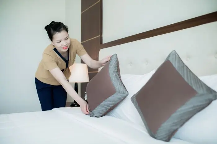 Thiết kế đồng phục buồng phòng màu sắc nhẹ nhàng, lịch sự đồng phục buồng phòng màu sắc nhẹ nhàng