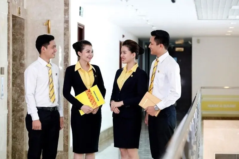 Đồng phục Nam Á Bank tạo ấn tượng với gam màu vàng chanh Đồng phục ngân hàng Nam Á Bank