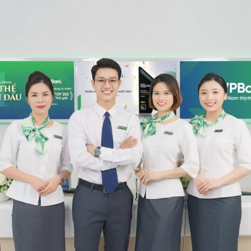 Mẫu đồng phục VPBank được thiết kế hiện đại với form dáng Hàn Quốc đồng phục ngân hàng VPBank