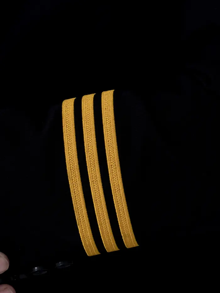 Nên chọn lựa chất liệu vải trước khi tiến hành may đồng phục cho quản lý chọn lựa chất liệu vải