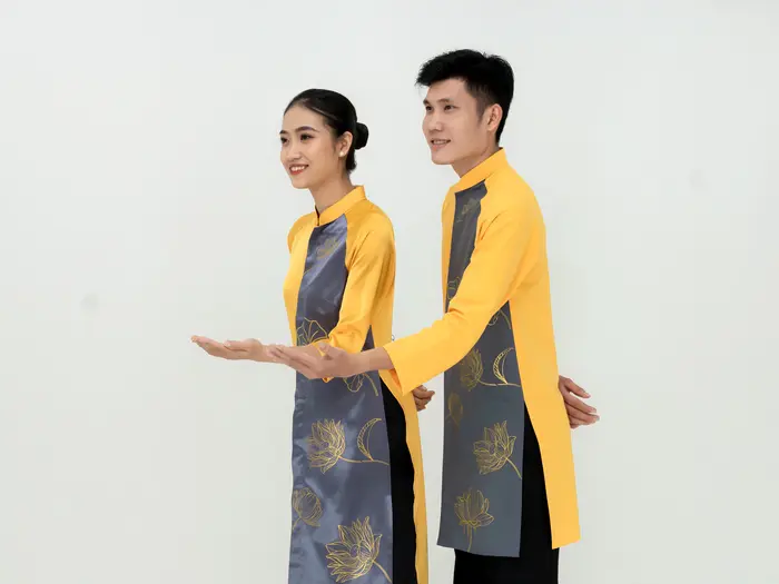 Trang phục truyền thống tôn lên nét đẹp mềm mại, duyên dáng cho quản lý Trang phục truyền thống