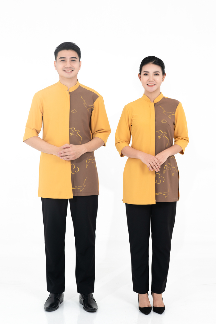 Đồng phục cho nhân viên lễ tân vô cùng gần gũi và thân thiện Đồng phục cho nhân viên lễ tân