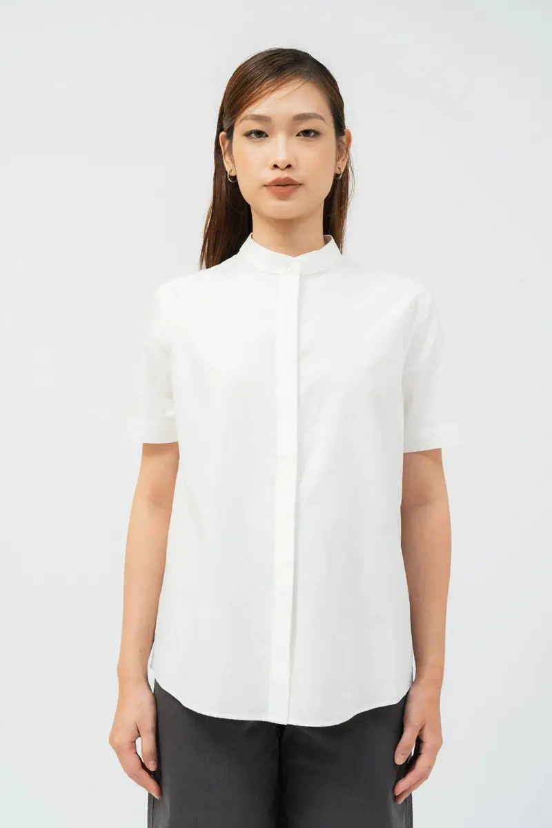 Cổ trụ mang hơi hướng Á Đông hiện đại, vừa tối giản vừa độc đáo Đồng phục sơ mi nữ cổ trụ