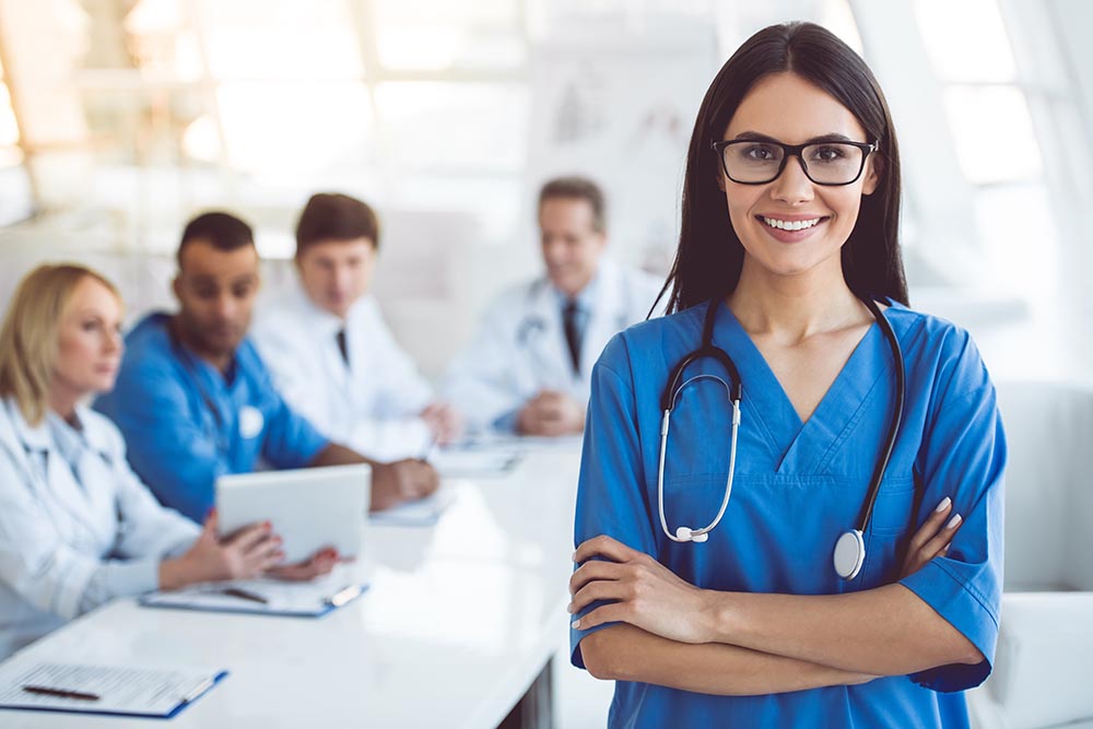 Mỗi màu đồng phục y tế thể hiện ý nghĩa khác nhau Mẫu đồng phục Y tế màu xanh