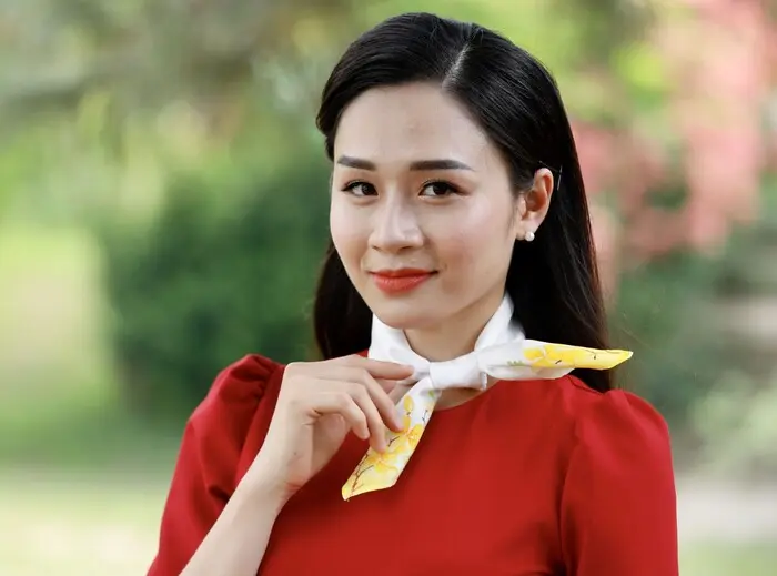 tiêu chí quan trọng khi đặt may khăn đồng phục