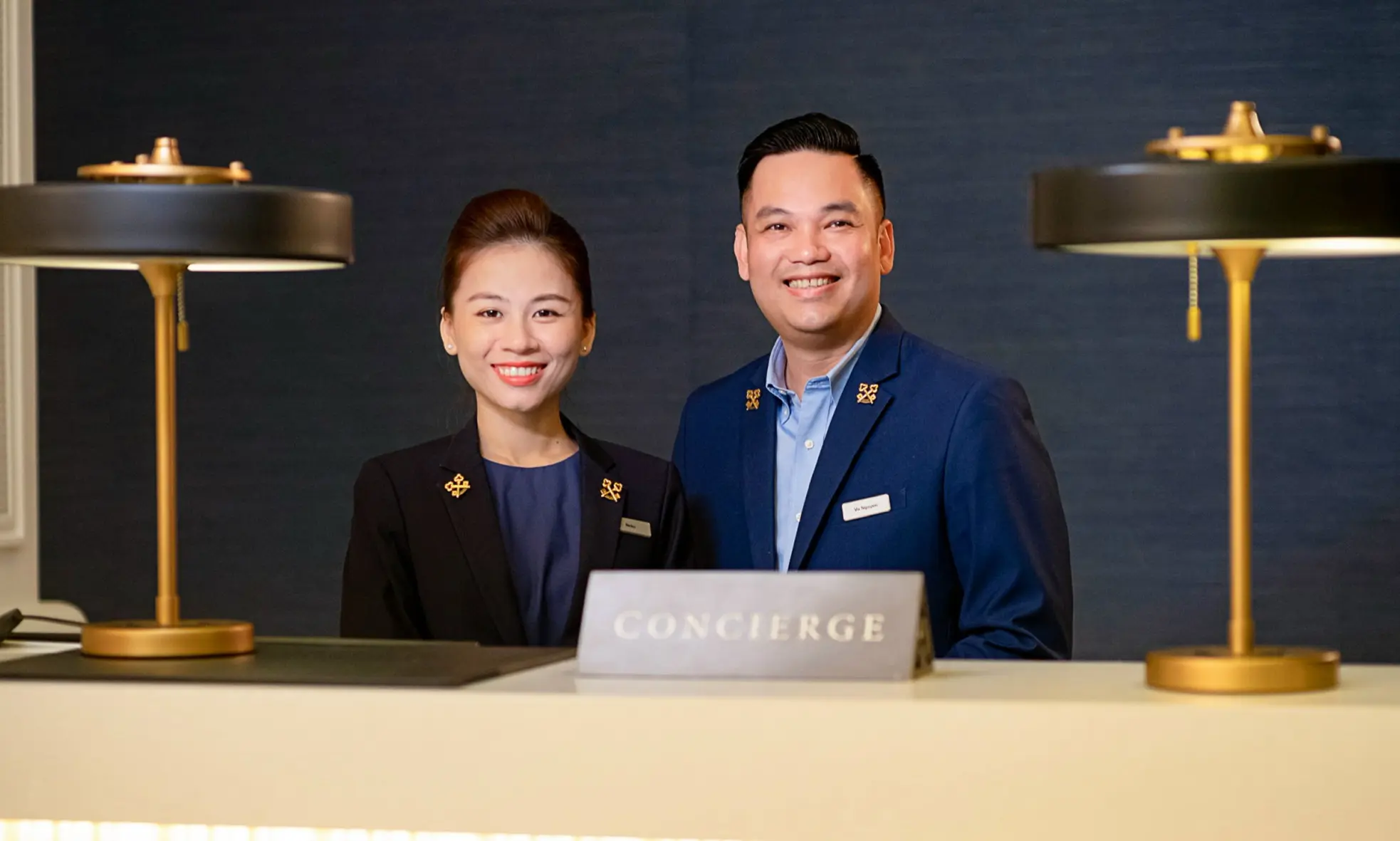 Khi may đồng phục khách sạn cần chú ý đến yếu tố sử dụng lâu dài Khi may đồng phục khách sạn cần chú ý đến yếu tố sử dụng lâu dài