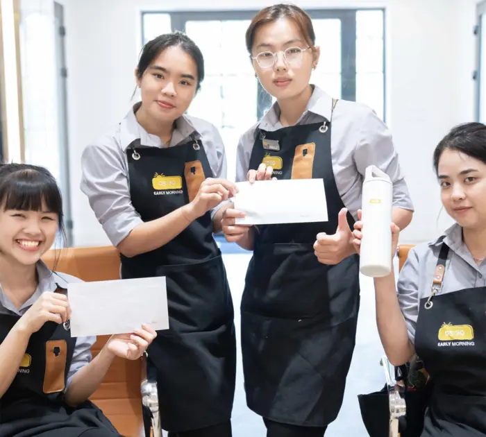 Thiết kế tạp dề dùng trong sự kiện