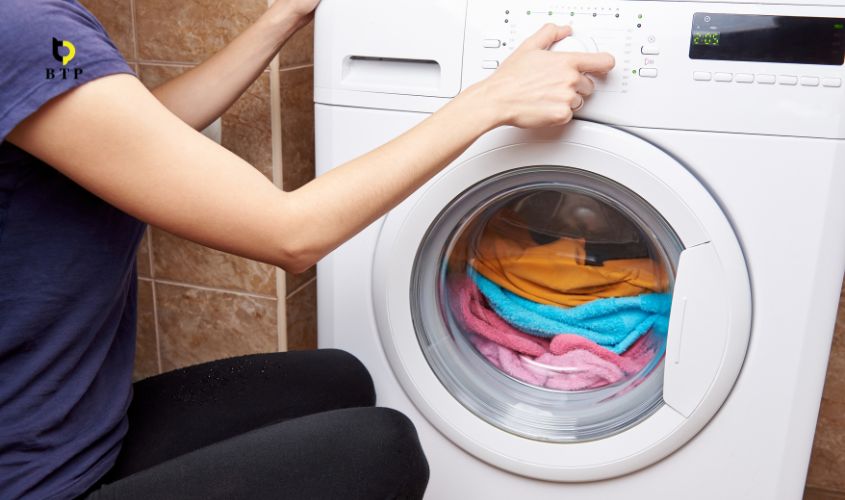 polyester dễ giặt ủi và bảo quản